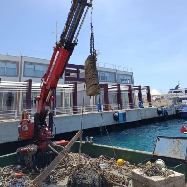 Bodrum'da Deniz Şoke Etti! Dipte 30 Ton Çöp!