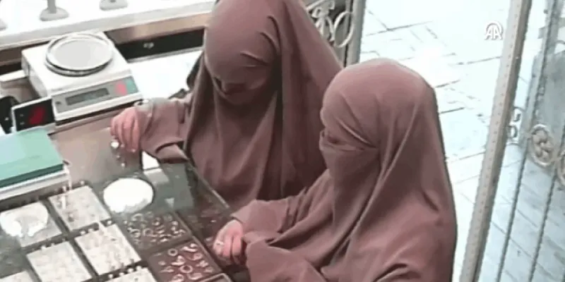 Çarşaflı Hırsızlar Kamerada! 5 Kuyumcu Soyuldu, Şoke Eden Gerçek!