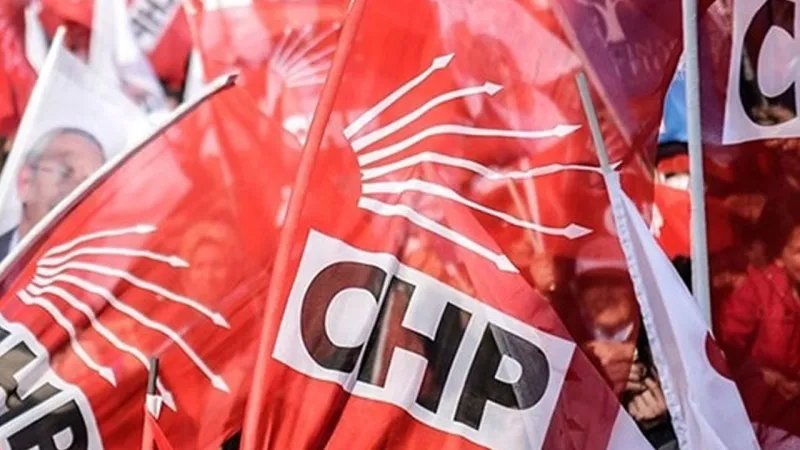 CHP'de Şok İstifa Depremi! Neler Oluyor?