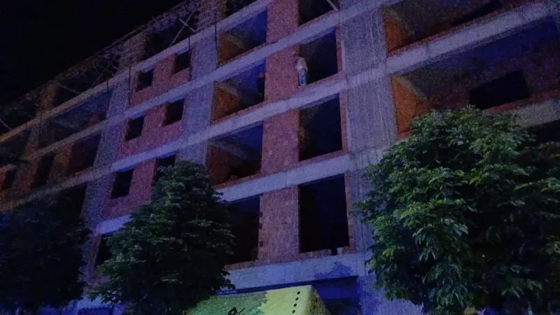 Çorum'da genç kızın intihar girişimini polis engelledi