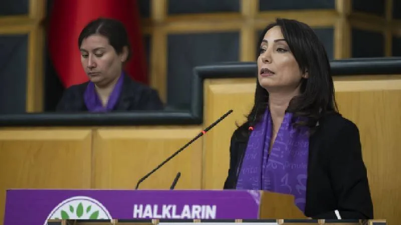 DEM'den Asgari Ücrete Ara Zam Çağrısı! İşçilere Destek Sürüyor