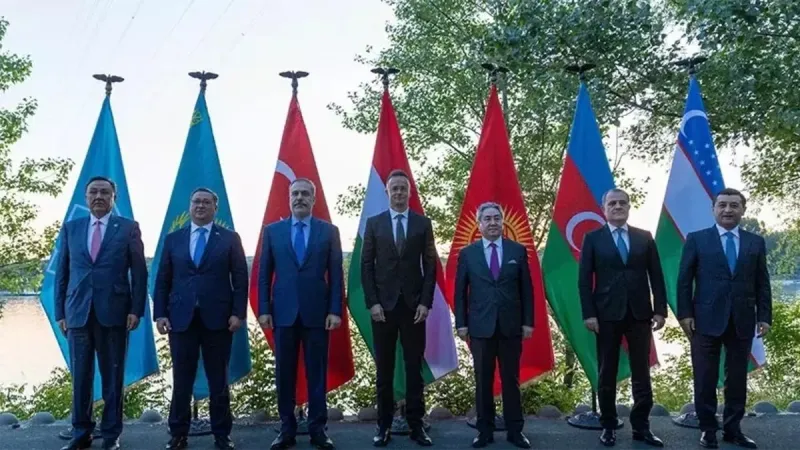 Dışişleri Bakanı Fidan Budapeşte’de mevkidaşlarıyla görüştü