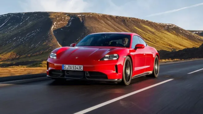 Elektrikli Boxster ve Cayman’ı erteleyen Porsche, ürün gamını üç ana motor tipiyle dengeli olarak genişletecek