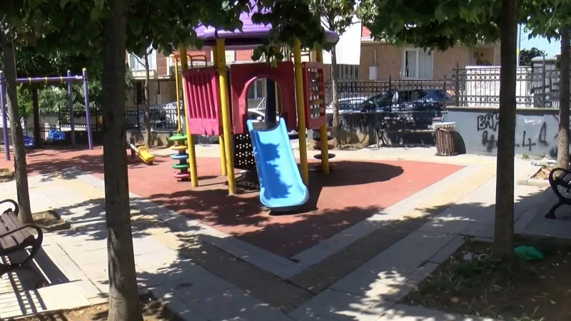 İstanbul'da Parkta Kanlı Saldırı! 6 Yaşındaki Çocuk Vuruldu!