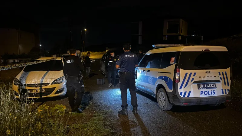 Kayseri'de Silahlar Konuştu: 3 Yaralı! Olayın Şok Eden Detayları!