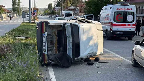 Kayseri'de otomobil takla attı: Üç yaralı