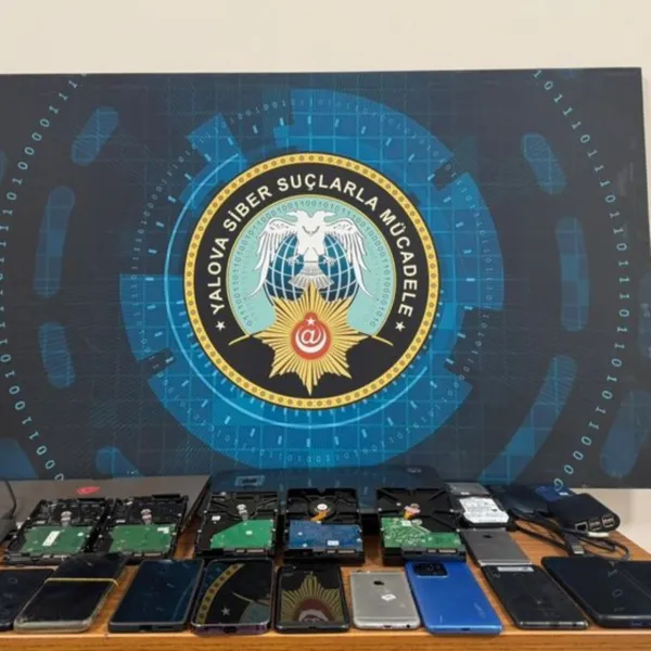7 İlde Sahte Borsa Tuzağı! 6 Dolandırıcı Tutuklandı!