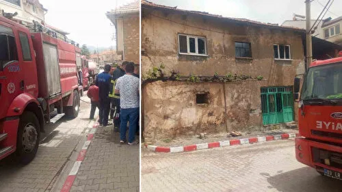 Afyon'da Korkunç Yangın! 75 Yaşındaki Adamın Evi Kül Oldu