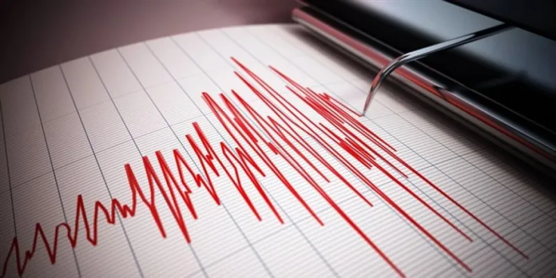 Akdeniz Sallandı! Muğla ve Ege'de Deprem Paniği!