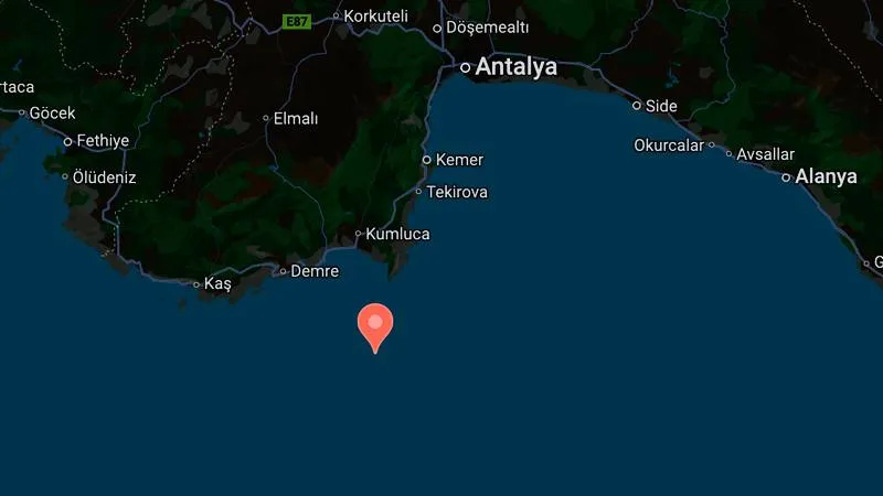 Antalya Sallandı! Akdeniz'de Korkutan Deprem: İşte Detaylar