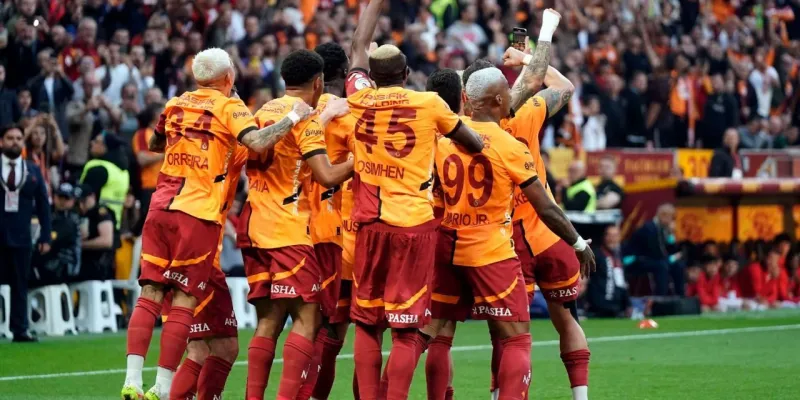Galatasaray Tarih Yazdı! 5. Yıldızı Takan İlk Takım!