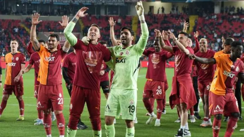 Muslera Efsanesi! Bülent Korkmaz'ın Rekoru Tarih Oldu Mu?