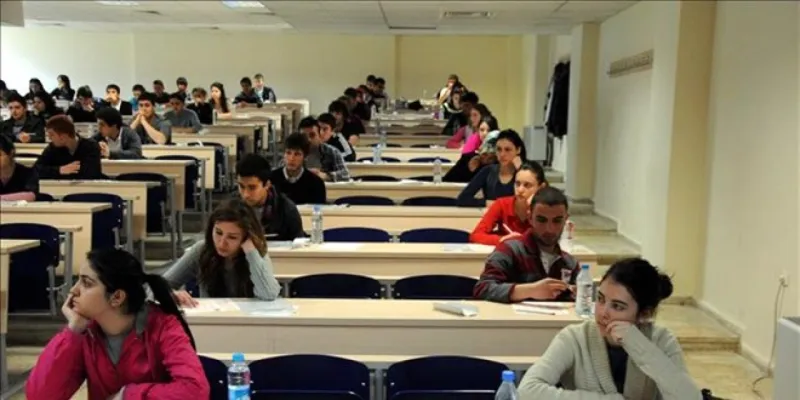 İŞKUR Gençlik Programı: Öğrenciler Akın Akın Başvuruyor! Şok Ücret!
