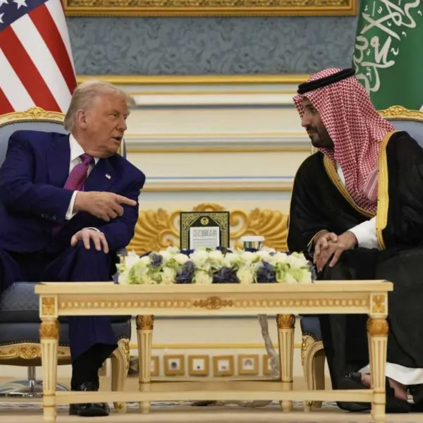 Suudi Arabistan'a Dev Yatırım! Trump'tan 600 Milyar Dolarlık Çıkarma