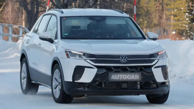 Yeni Volkswagen T-Roc Geliyor! Hibrit Motorla Şaşırtacak Mı?