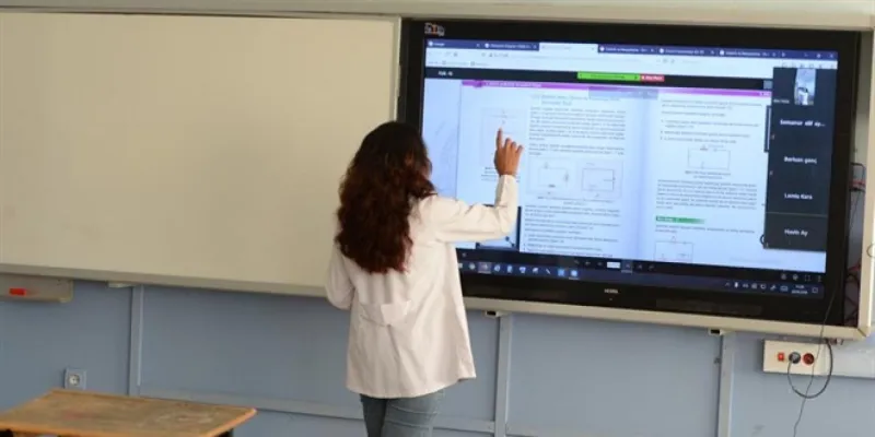 Öğrenciler hayalet, diploma gerçek! MEB’in 403 diploma iptali buz dağının görünen kısmı