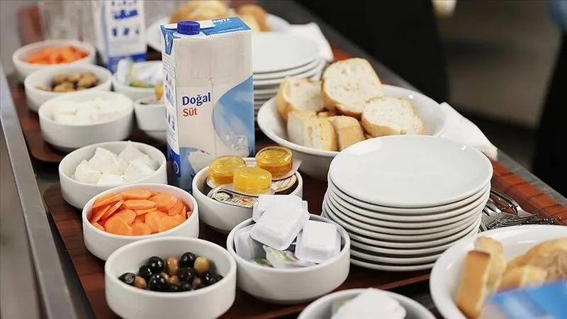 Sağlık Bakanı'ndan Rize'de Beslenme Çağrısı: Devlet Okulları Ne Diyor?