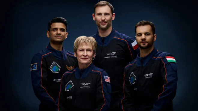 SpaceX Yine Uzaya Astronot Gönderdi! İşte Ax-4 Görevi Detayları