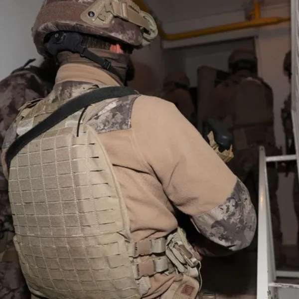 Suç örgütüne operasyon: 64 şüpheli gözaltında!