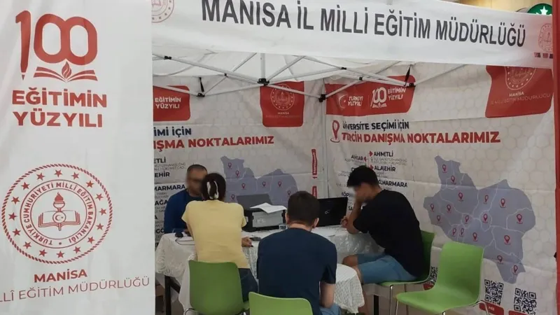 Üniversite tercih günleri; öğretmenler AVM’de görevlendirildi, Eğitim-İş tepki gösterdi